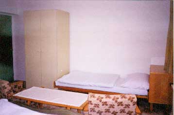 Słowacja Byt Zaważna Poruba / Závažná Poruba, Zewnątrz